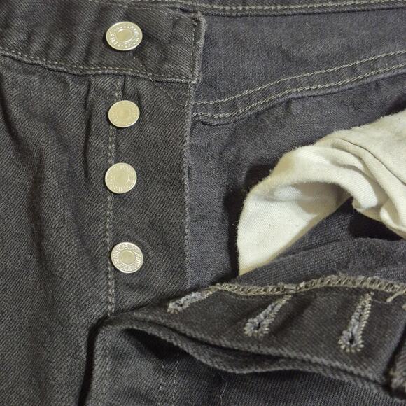 Levi's 501 Jeans Men 32 Black Denim Buttonfly Classic Everyday Casual Straight - Picture 8 of 9